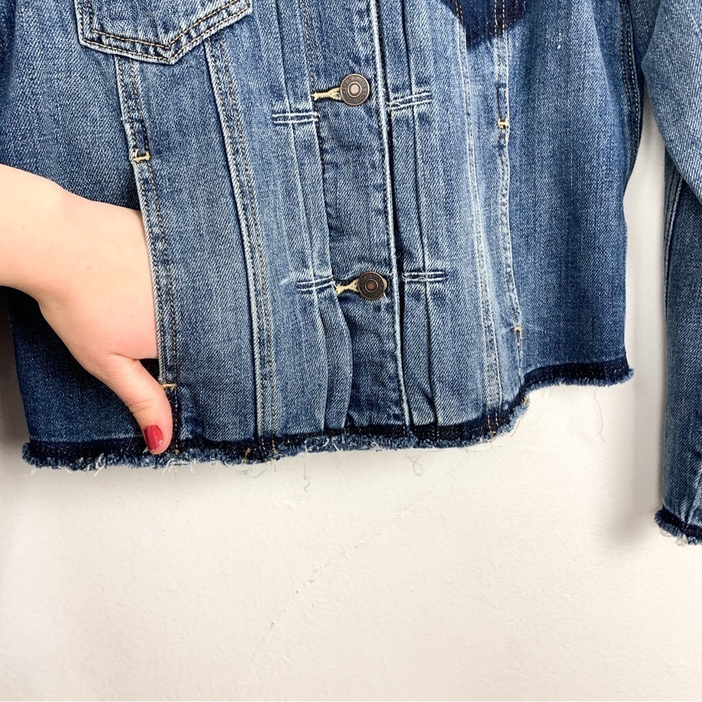 Abercrombie & Fitch Frayed Hem Classic Denim Jacket Sz M - Picture 5 of 7